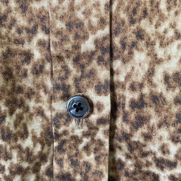 Talbots Animal Print Button Up Shirt 3/4 Sleeve Stretchy Cotton Neutral Office - Picture 3 of 15